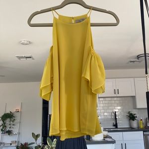 Yellow ruffle off shoulder shirt!